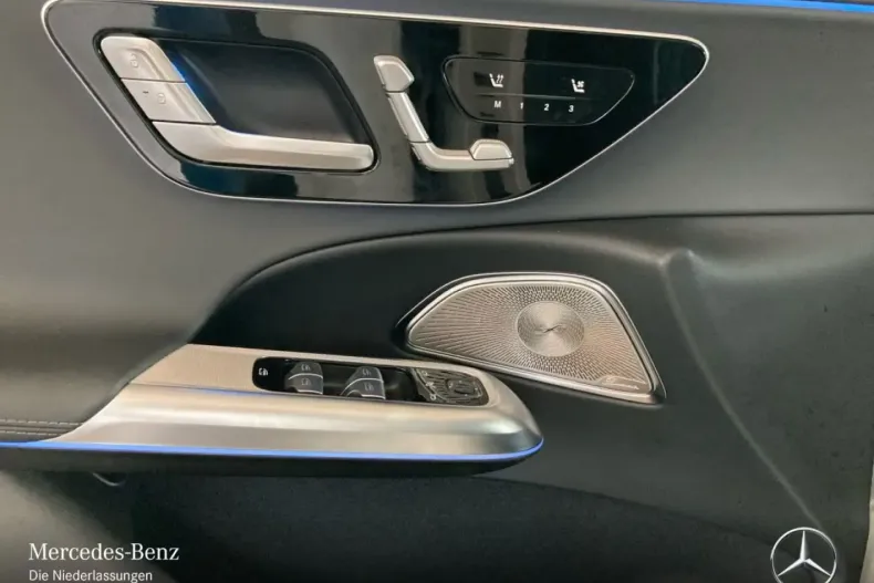 Mercedes-Benz E 220 (Clasa E) din 2025 cu 13.200 km - oferta MER192393 - foto 14