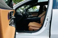 Mercedes-Benz E 200 (Clasa E) din 2024 cu 10 km - oferta MER192397 - foto 17