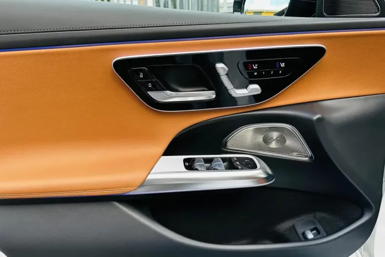 Mercedes-Benz E 200 (Clasa E) din 2024 cu 10 km - oferta MER192397 - foto 18