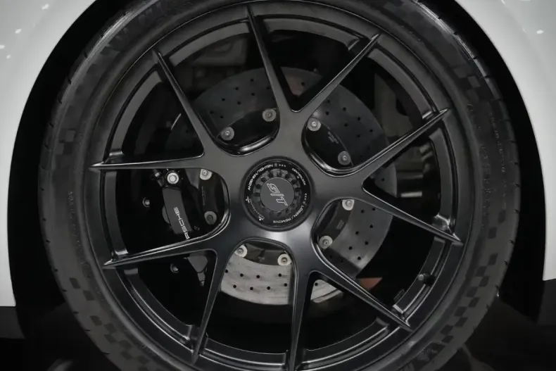 Porsche 911 din 2025 cu 1.950 km - oferta POR192400 - foto 9