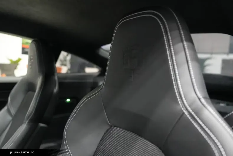 Porsche 911 din 2025 cu 1.950 km - oferta POR192400 - foto 12