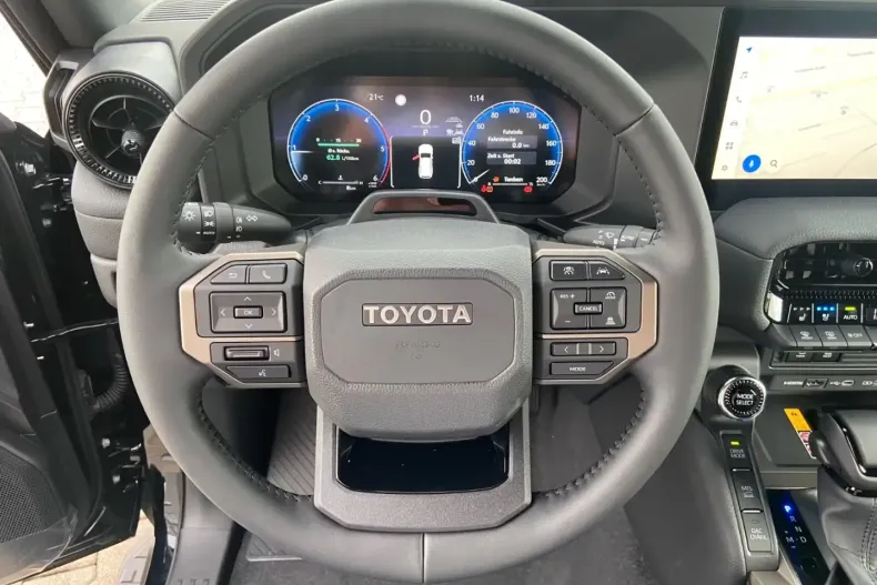 Toyota Land Cruiser din 2026 cu 5 km - oferta TOY192413 - foto 17