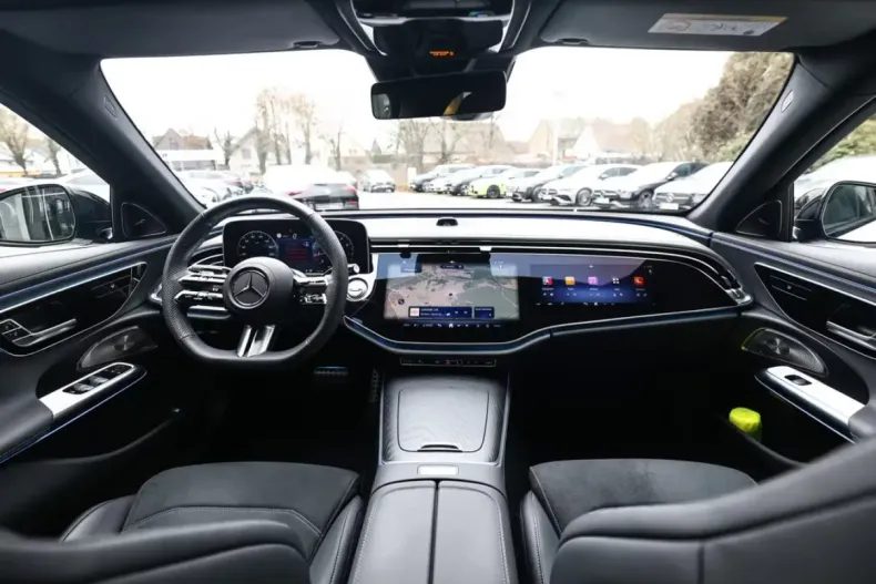 Mercedes-Benz E 200 (Clasa E) din 2025 cu 5.100 km - oferta MER192414 - foto 4