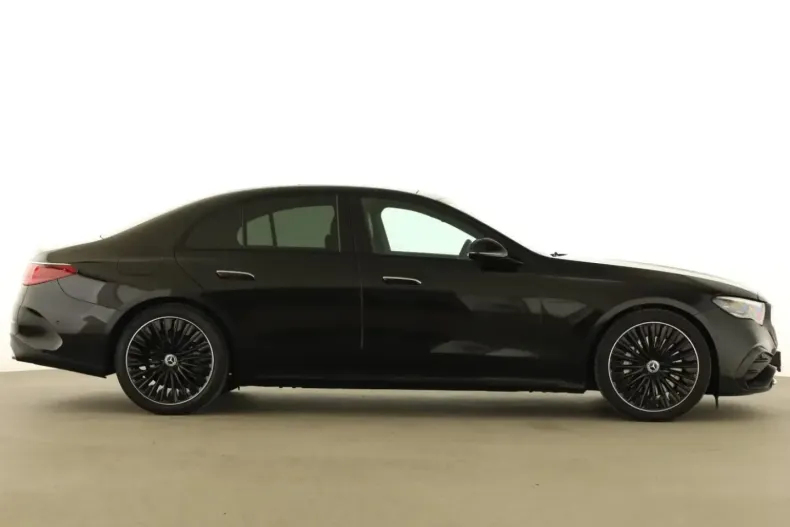 Mercedes-Benz E 200 (Clasa E) din 2025 cu 6.333 km - oferta MER192415 - foto 6