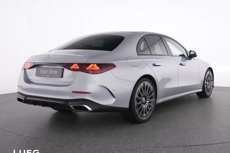 Mercedes-Benz E 200 (Clasa E) din 2025 cu 5.800 km - oferta MER192416 - foto 2