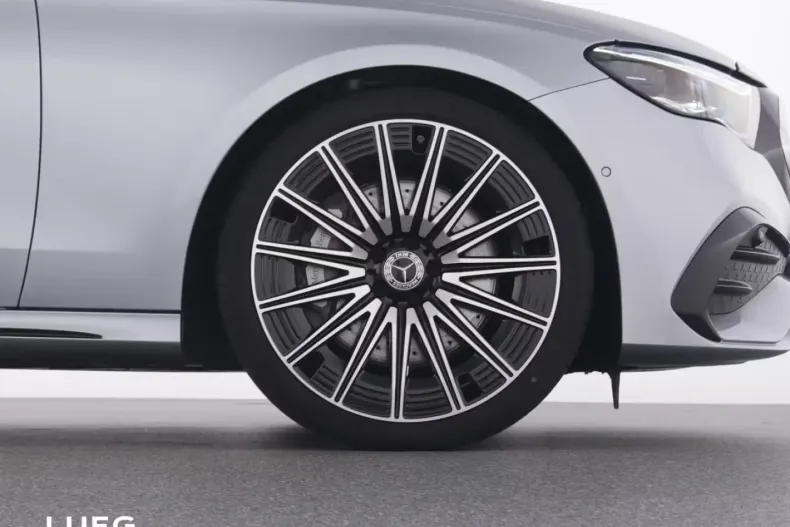 Mercedes-Benz E 200 (Clasa E) din 2025 cu 5.800 km - oferta MER192416 - foto 10