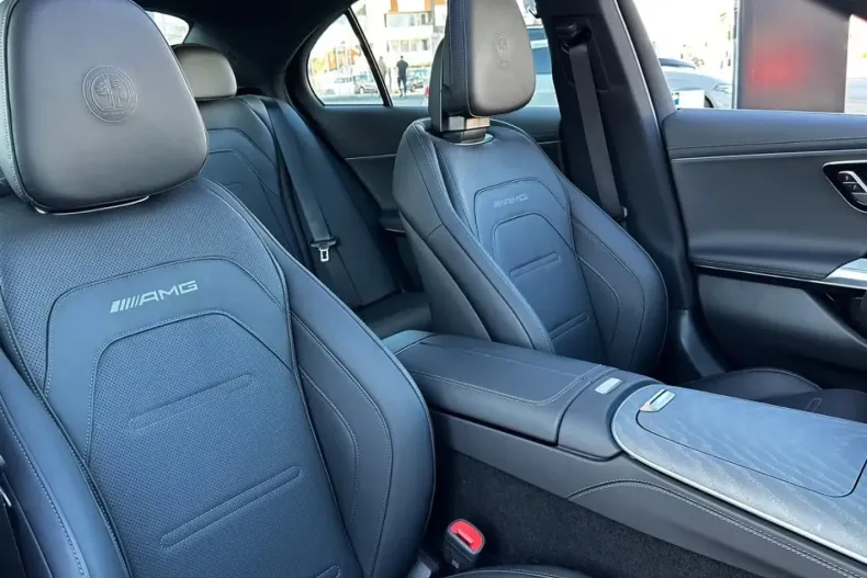 Mercedes-Benz E 53 AMG (Clasa E) din 2025 cu 6.600 km - oferta MER192417 - foto 12