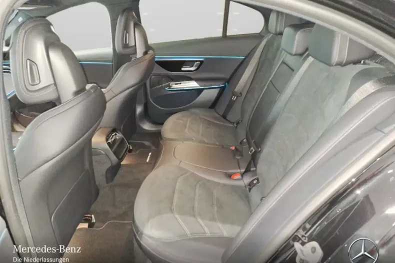 Mercedes-Benz E 200 (Clasa E) din 2025 cu 6.156 km - oferta MER192422 - foto 15