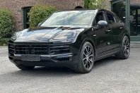Porsche Cayenne din 2023 cu 23.400 km - oferta POR192423 - foto 30