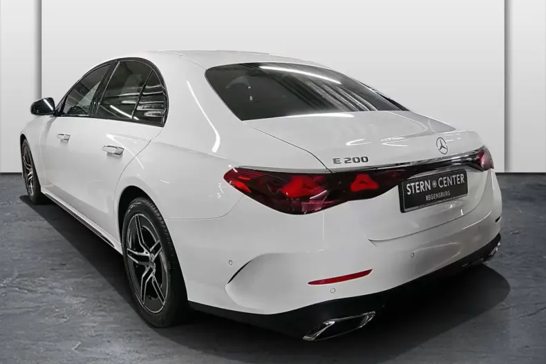 Mercedes-Benz E 200 (Clasa E) din 2026 cu 8.500 km - oferta MER192427 - foto 3