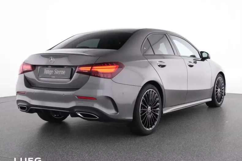 Mercedes-Benz A 220 (Clasa A) din 2024 cu 11.700 km - oferta MER192428 - foto 2