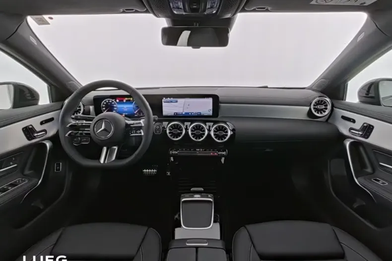 Mercedes-Benz A 220 (Clasa A) din 2024 cu 11.700 km - oferta MER192428 - foto 14