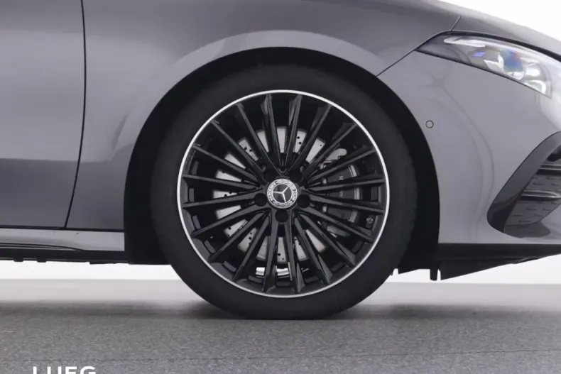 Mercedes-Benz A 220 (Clasa A) din 2024 cu 11.700 km - oferta MER192428 - foto 15