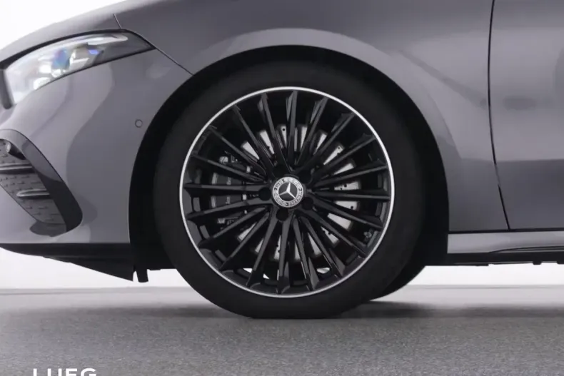 Mercedes-Benz A 220 (Clasa A) din 2024 cu 11.700 km - oferta MER192428 - foto 19