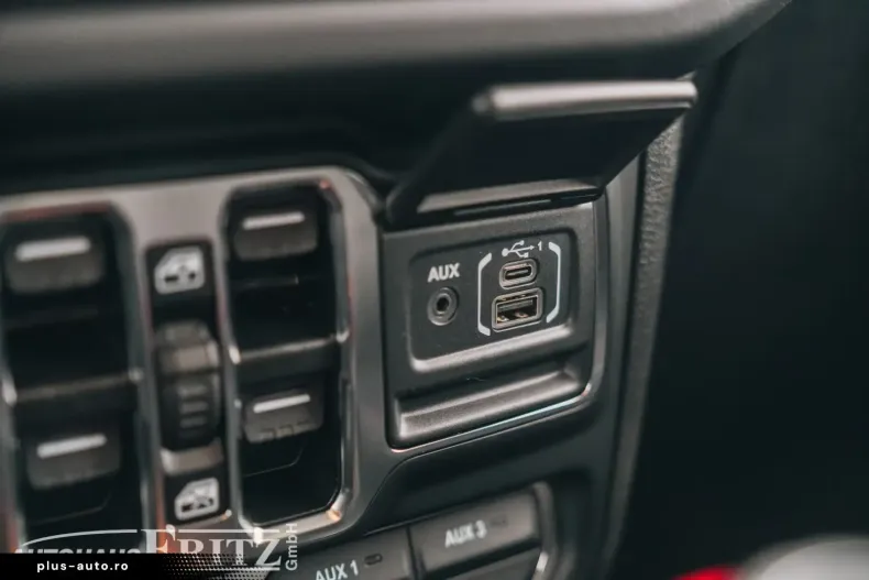 Jeep Gladiator din 2026 cu 75 km - oferta JEE192430 - foto 28