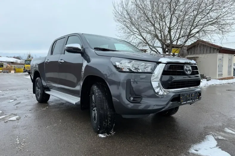 Toyota Hilux din 2025 cu 4.990 km - oferta TOY192432 - foto 4