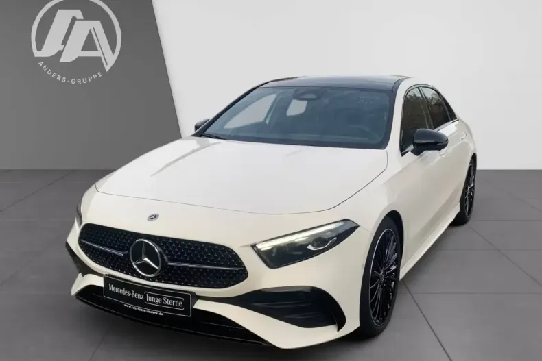 Mercedes-Benz A 220 (Clasa A) din 2023 cu 14.085 km - oferta MER192435 - foto 1