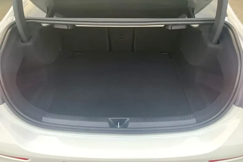 Mercedes-Benz A 220 (Clasa A) din 2023 cu 14.085 km - oferta MER192435 - foto 14