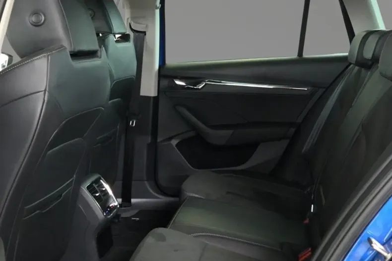 Skoda Octavia din 2022 cu 72.100 km - oferta SKO192437 - foto 7