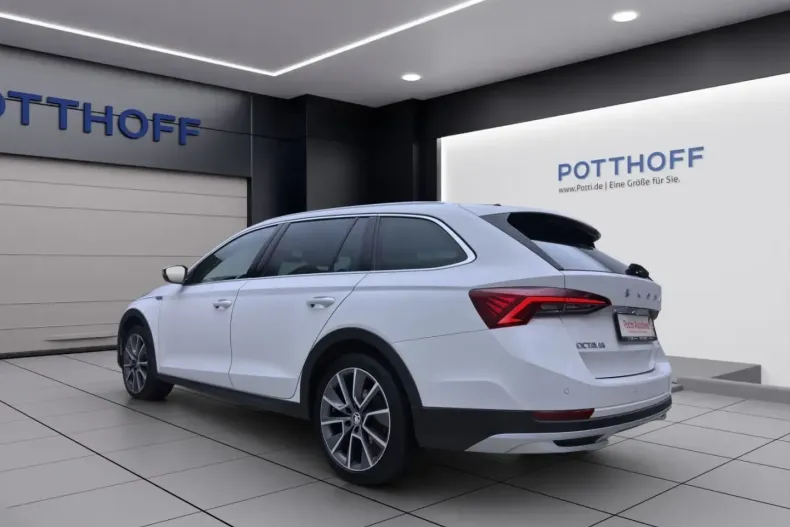 Skoda Octavia din 2023 cu 83.302 km - oferta SKO192438 - foto 2