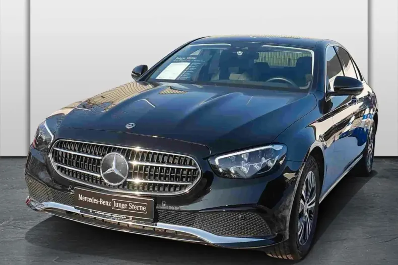 Mercedes-Benz E 220 (Clasa E) din 2022 cu 21.326 km - oferta MER192441 - foto 13