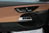 Mercedes-Benz E 200 (Clasa E) din 2025 cu 10.000 km - oferta MER192443 - foto 13