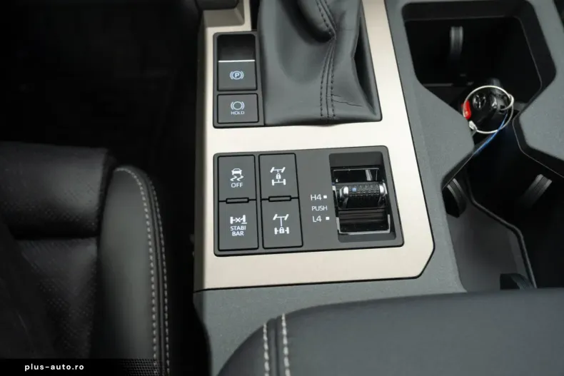 Toyota Land Cruiser din 2025 cu 863 km - oferta TOY192444 - foto 15