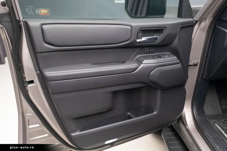 Toyota Land Cruiser din 2025 cu 863 km - oferta TOY192444 - foto 23