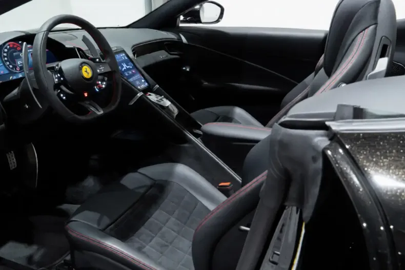 Ferrari Roma din 2025 cu 90 km - oferta FER192449 - foto 19