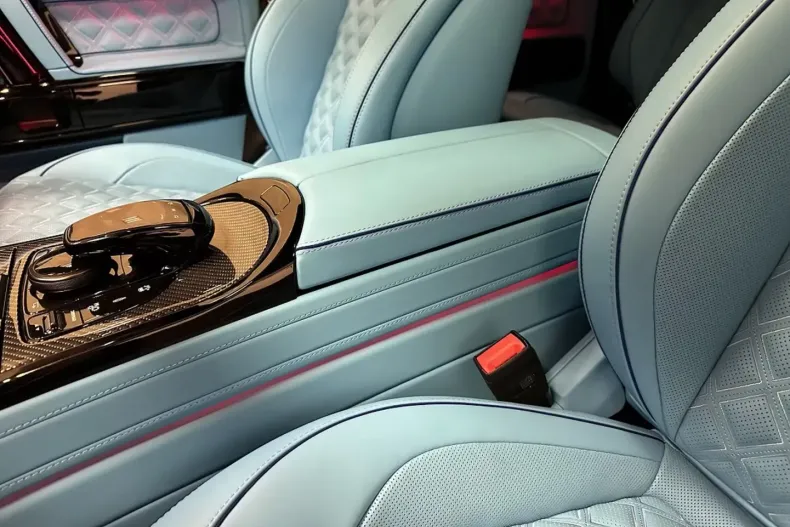 Mercedes-Benz G 63 AMG (Clasa G) din 2022 cu 35 km - oferta MER192451 - foto 23