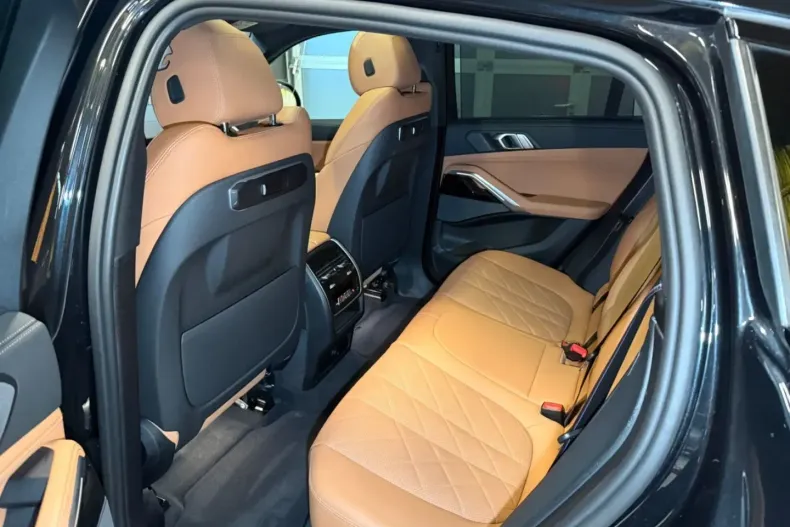 BMW X6 (Seria X) din 2024 cu 42.187 km - oferta BMW192453 - foto 13