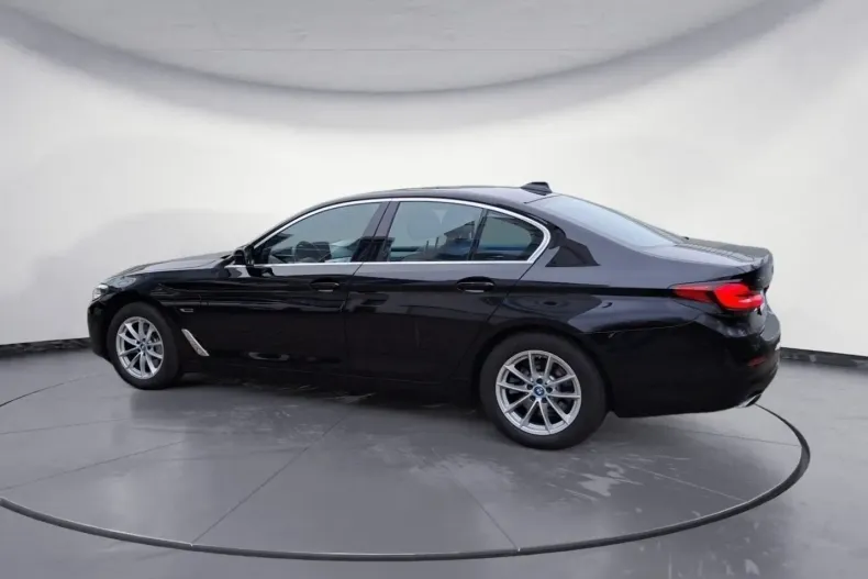 BMW 530 (Seria 5) din 2021 cu 79.137 km - oferta BMW192457 - foto 3