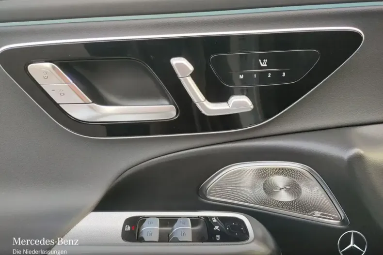 Mercedes-Benz E 200 (Clasa E) din 2025 cu 10.276 km - oferta MER192458 - foto 9