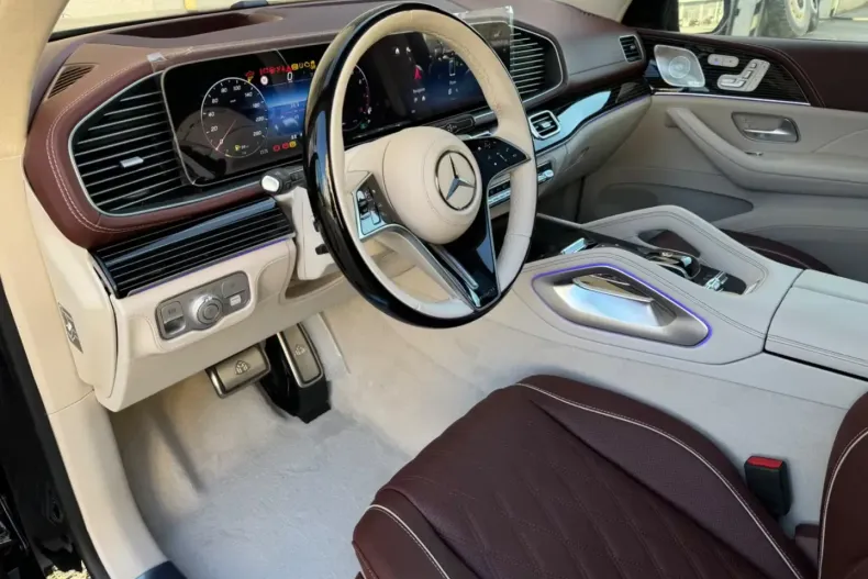 Mercedes-Benz GLS 600 (Clasa GLS) din 2026 cu 22 km - oferta MER192459 - foto 22