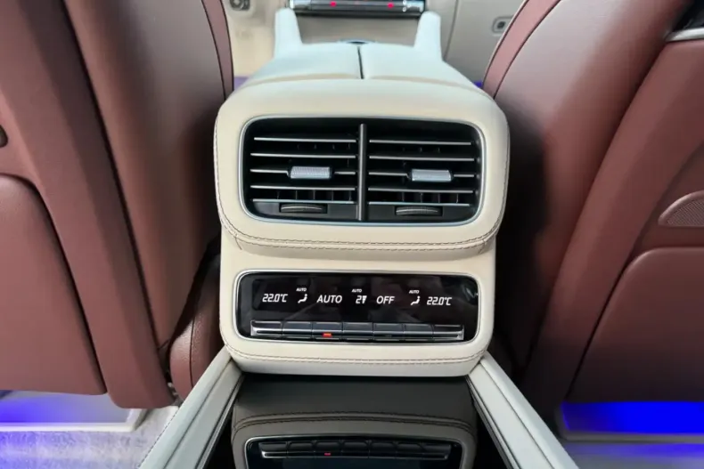 Mercedes-Benz GLS 600 (Clasa GLS) din 2026 cu 22 km - oferta MER192459 - foto 26