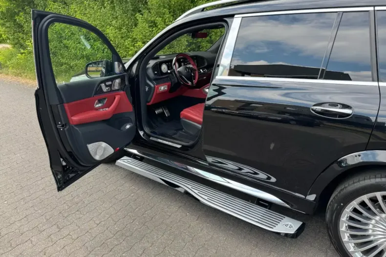 Mercedes-Benz GLS 600 (Clasa GLS) din 2026 cu 10 km - oferta MER192460 - foto 7
