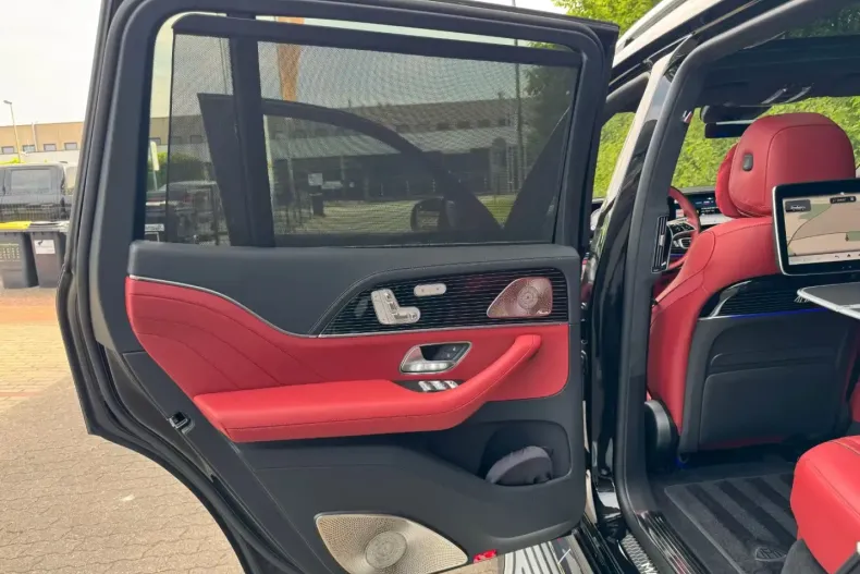 Mercedes-Benz GLS 600 (Clasa GLS) din 2026 cu 10 km - oferta MER192460 - foto 28