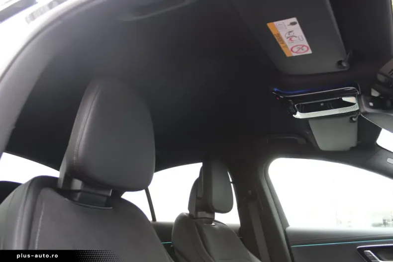Mercedes-Benz E 200 (Clasa E) din 2025 cu 15.221 km - oferta MER192465 - foto 12