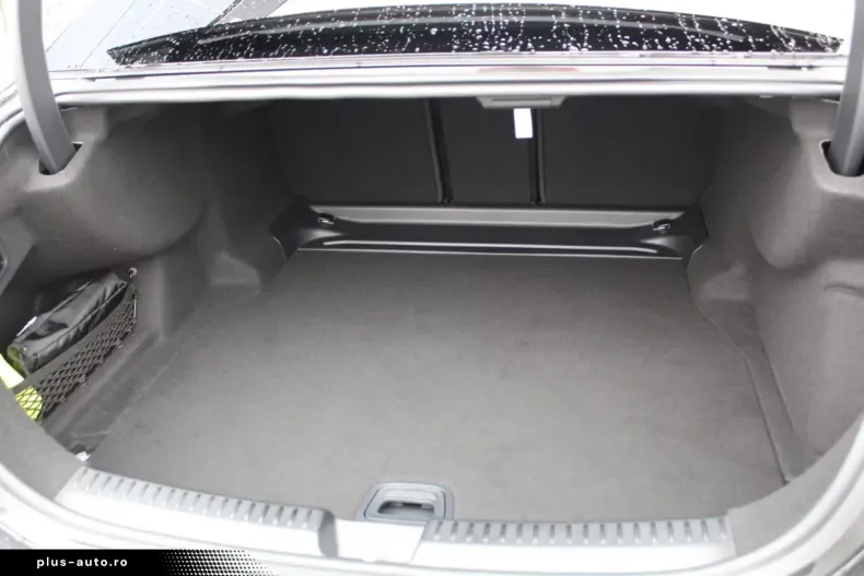 Mercedes-Benz E 200 (Clasa E) din 2025 cu 15.221 km - oferta MER192465 - foto 16