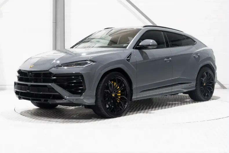 Lamborghini Urus din 2025 cu 8.500 km - oferta LAM192469 - foto 1