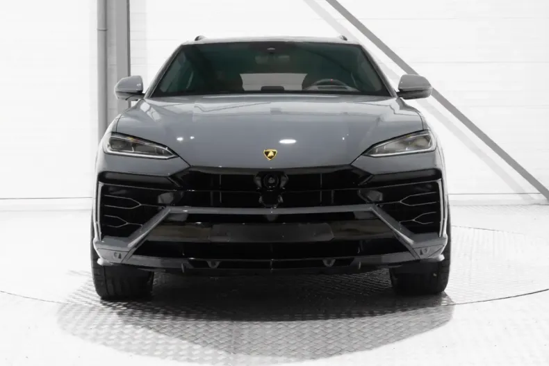 Lamborghini Urus din 2025 cu 8.500 km - oferta LAM192469 - foto 4
