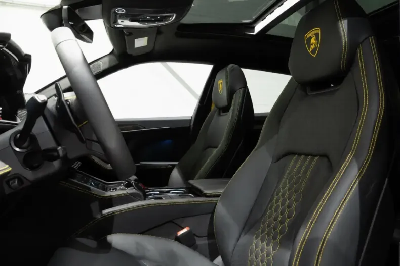 Lamborghini Urus din 2025 cu 8.500 km - oferta LAM192469 - foto 23