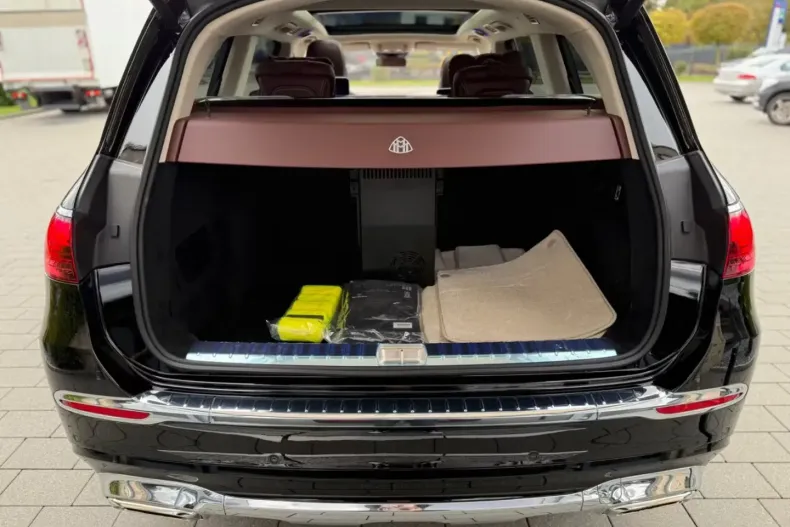 Mercedes-Benz GLS 600 (Clasa GLS) din 2025 cu 9.282 km - oferta MER192474 - foto 9