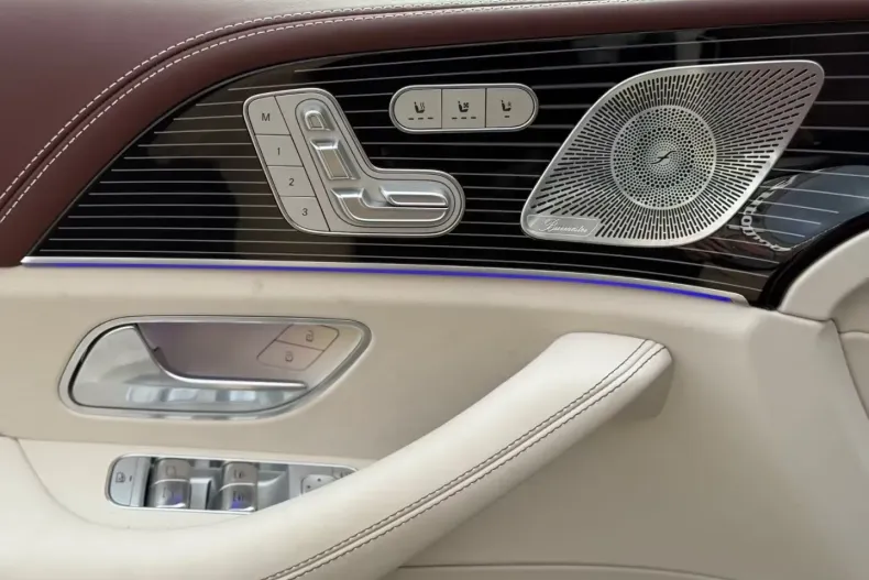 Mercedes-Benz GLS 600 (Clasa GLS) din 2025 cu 9.282 km - oferta MER192474 - foto 14