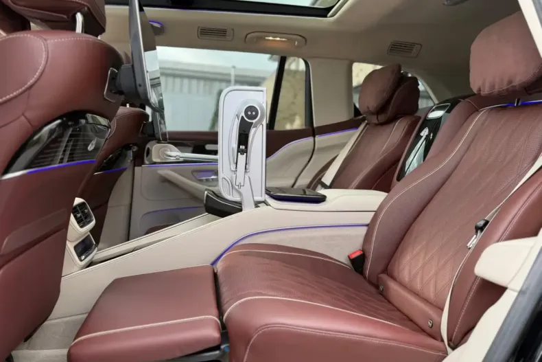 Mercedes-Benz GLS 600 (Clasa GLS) din 2025 cu 9.282 km - oferta MER192474 - foto 20