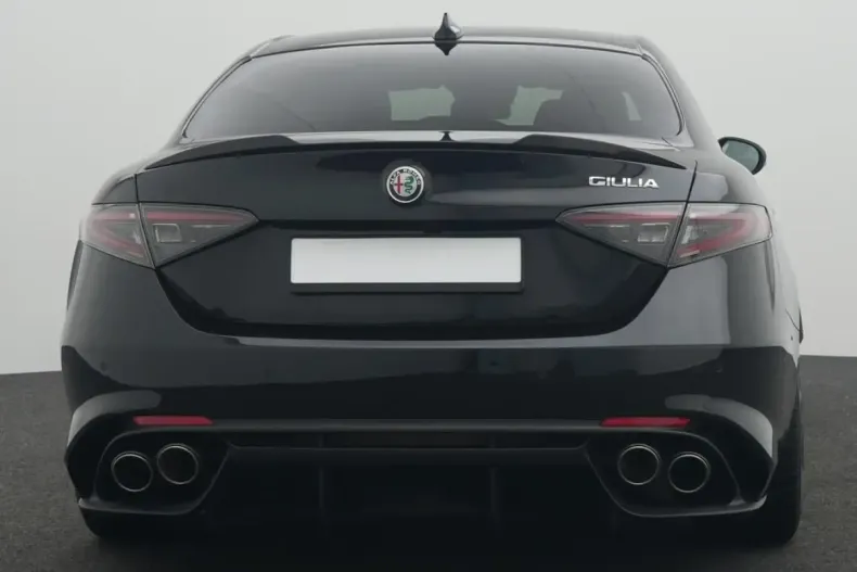 Alfa Romeo Giulia din 2023 cu 13.500 km - oferta ALF192477 - foto 3