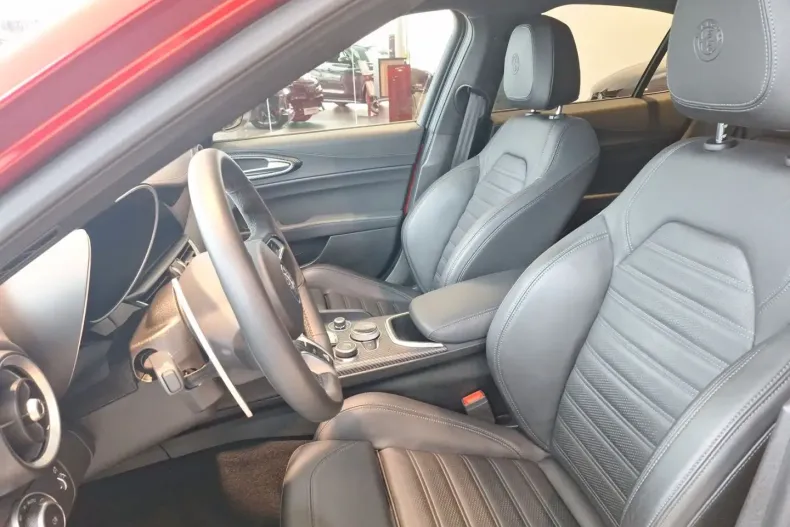 Alfa Romeo Giulia din 2024 cu 41.600 km - oferta ALF192478 - foto 5