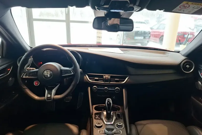 Alfa Romeo Giulia din 2024 cu 41.600 km - oferta ALF192478 - foto 9