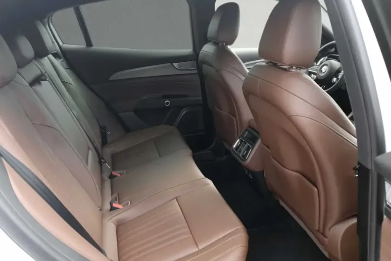 Maserati Grecale din 2022 cu 20.500 km - oferta MAS192481 - foto 5