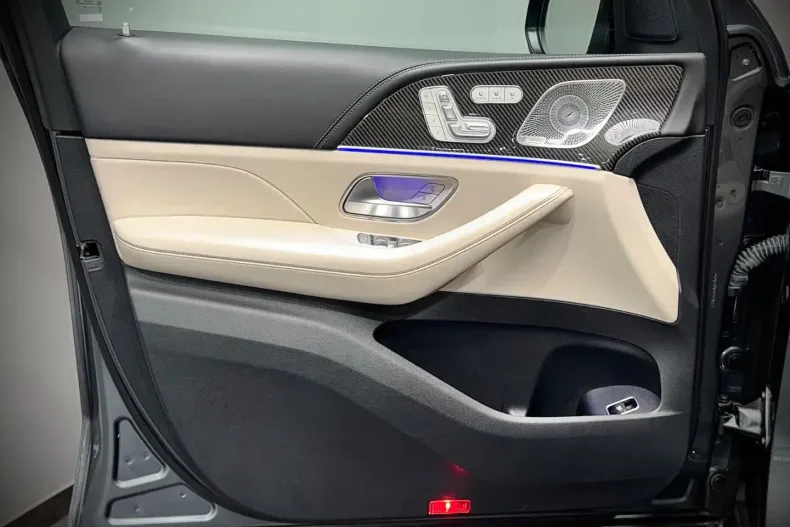 Mercedes-Benz GLS 63 (Clasa GLS) din 2023 cu 80.200 km - oferta MER192486 - foto 15